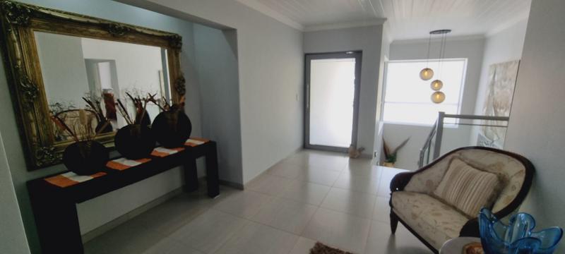 4 Bedroom Property for Sale in Monte Christo Western Cape